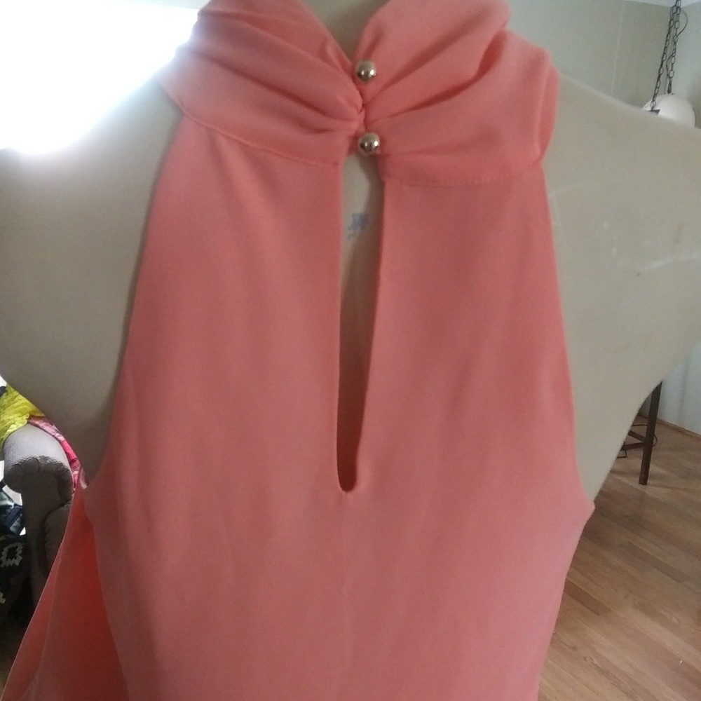 Faux halter sleeveless top - Picture 2 of 5